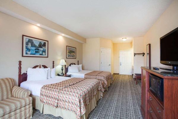 HOWARD JOHNSON INN JACKSON (Jackson)